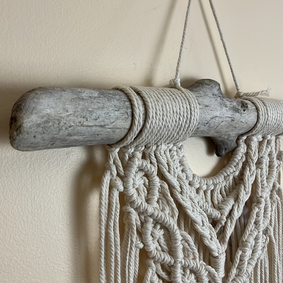 New Handmade Macramé Wall Hanging - Picture 4 of 7